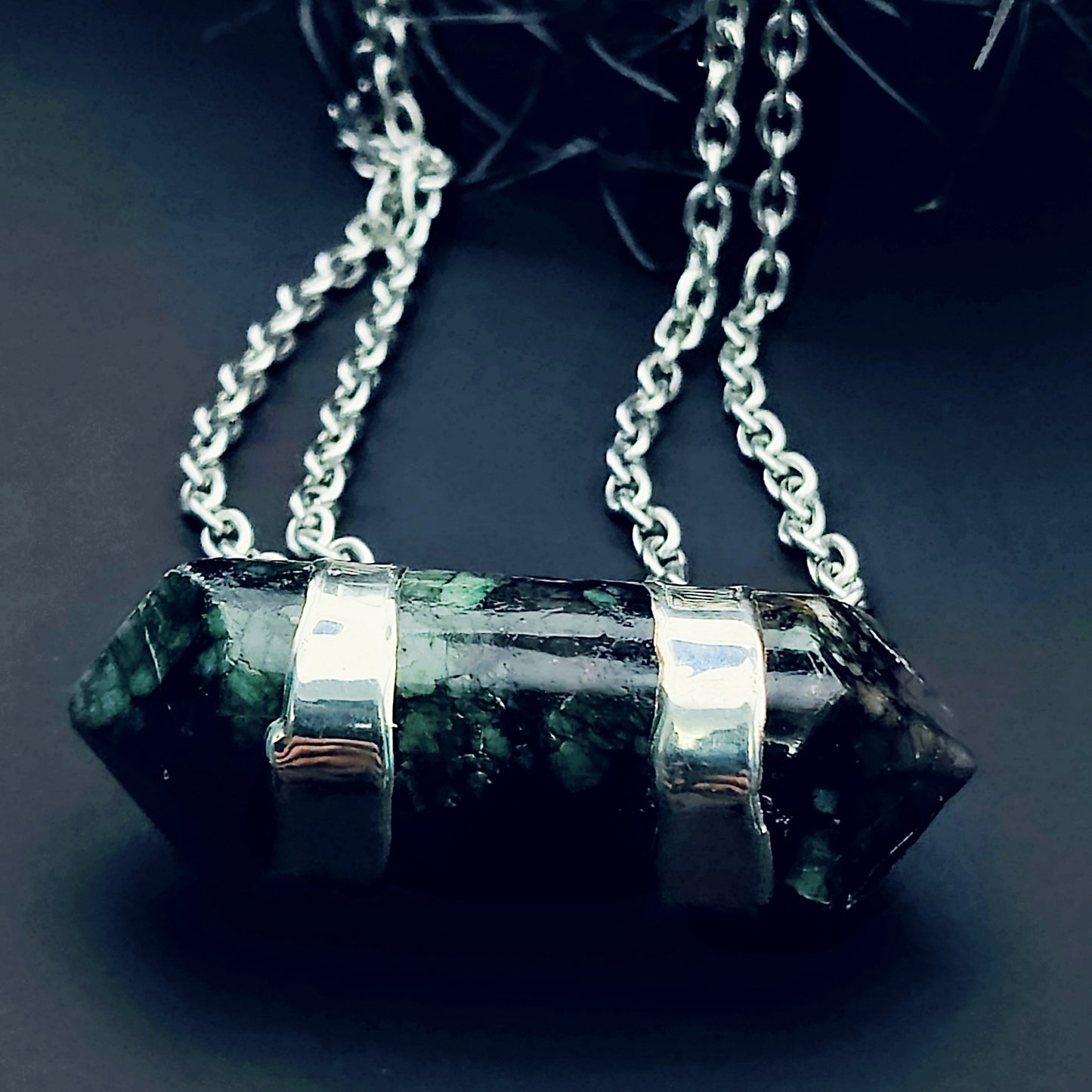 ***CLEARANCE*** Was $48.50 -NOW $37.00- Chunky Double Terminated Cylinder Necklace in Emerald, 19 inches Long