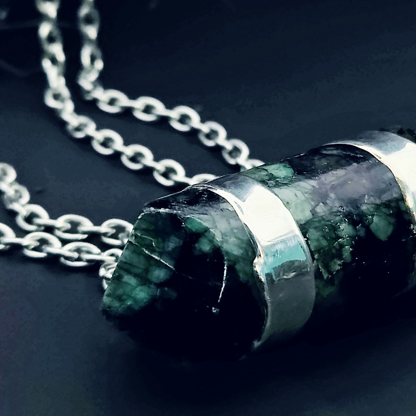 ***CLEARANCE*** Was $48.50 -NOW $37.00- Chunky Double Terminated Cylinder Necklace in Emerald, 19 inches Long