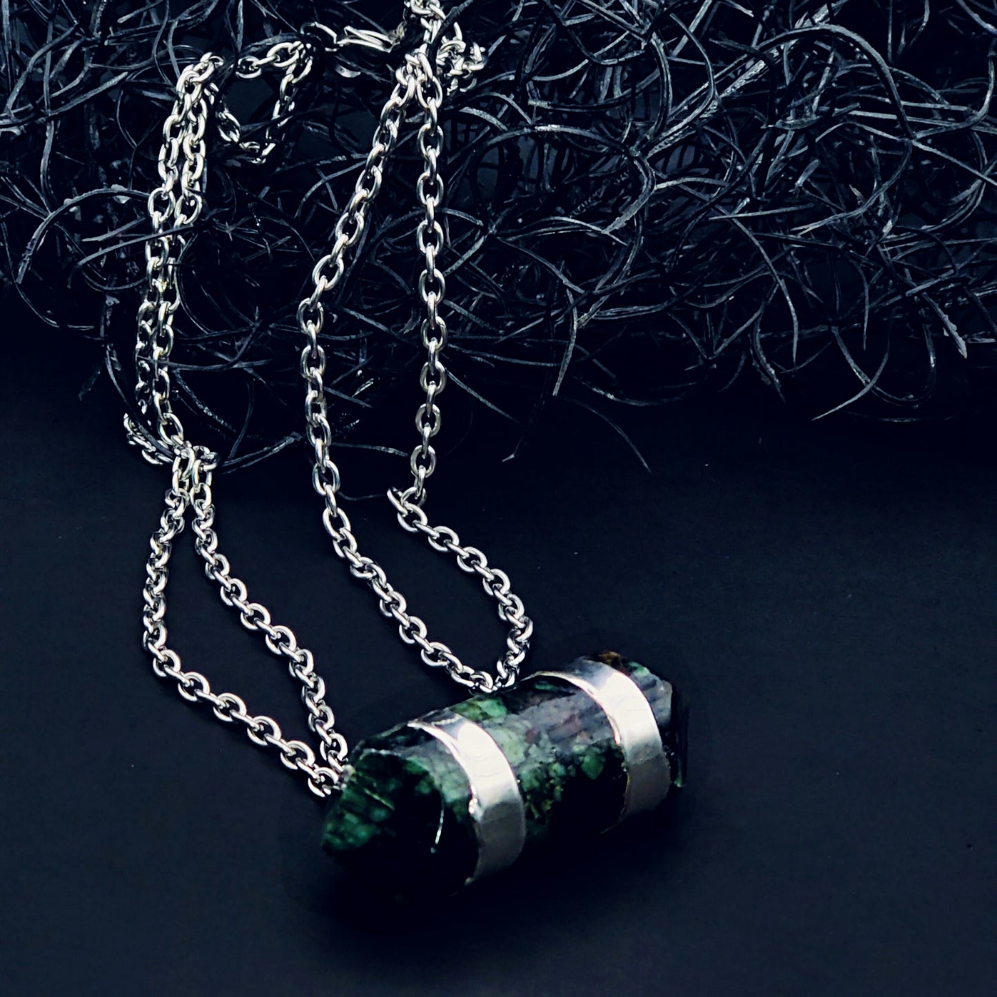 ***CLEARANCE*** Was $48.50 -NOW $37.00- Chunky Double Terminated Cylinder Necklace in Emerald, 19 inches Long